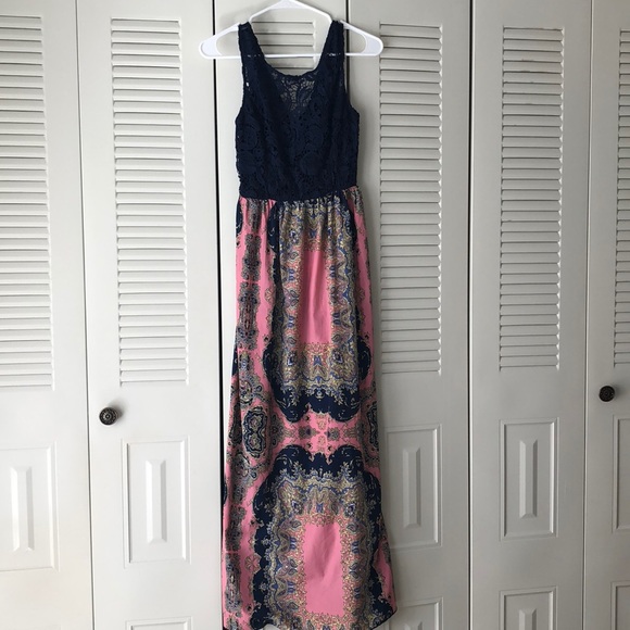 Pattern Maxi Dress - Picture 2 of 4